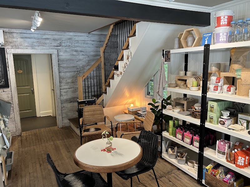 NOÖK | Café - Yoga - Boutique photo 2