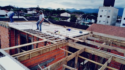 Foto de Pedreiro Joinville Fm solução pequenos e grandes reparos