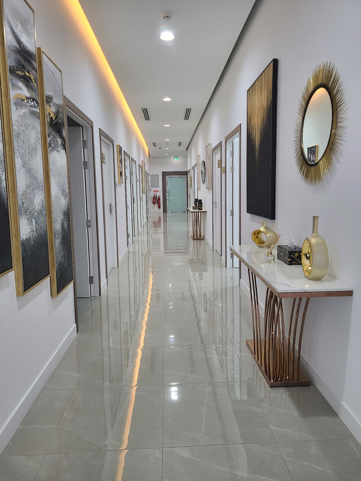 Solitaire Aesthetic Clinic 3