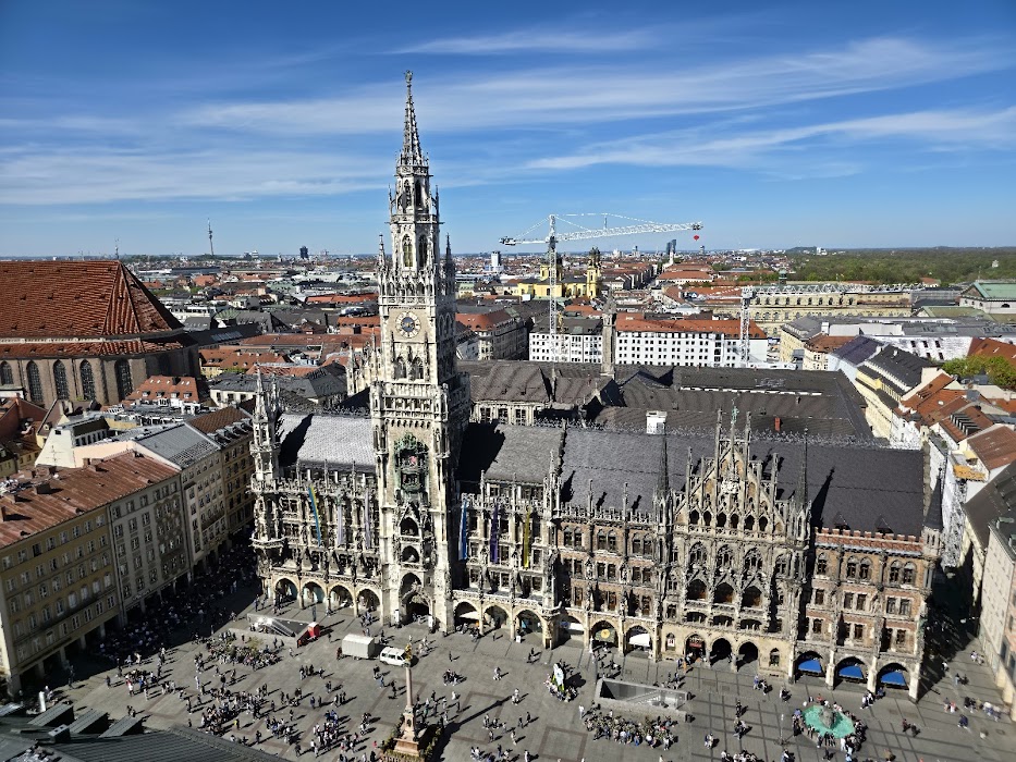 Marienplatz fotoğraf 1