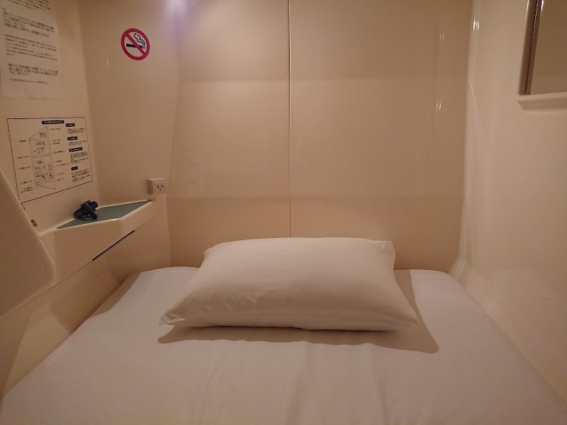 カプセルホテル ザ・銀座 2