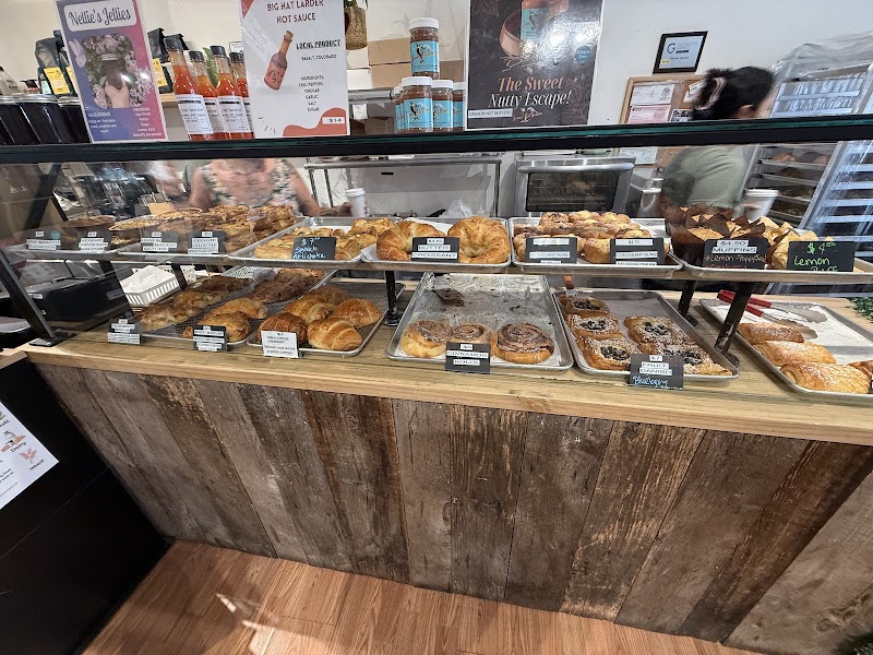 Annie's Bakery photo 3