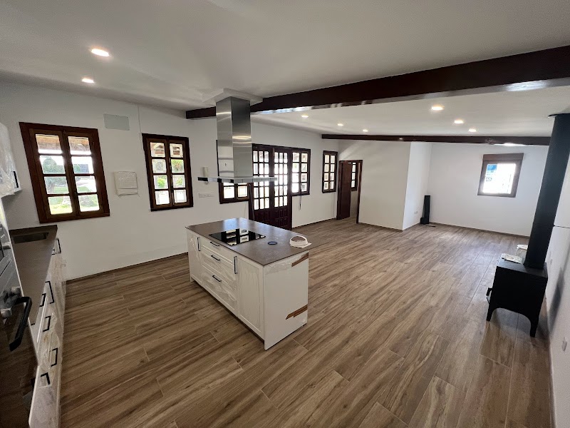 URBANIA FERROL photo 5