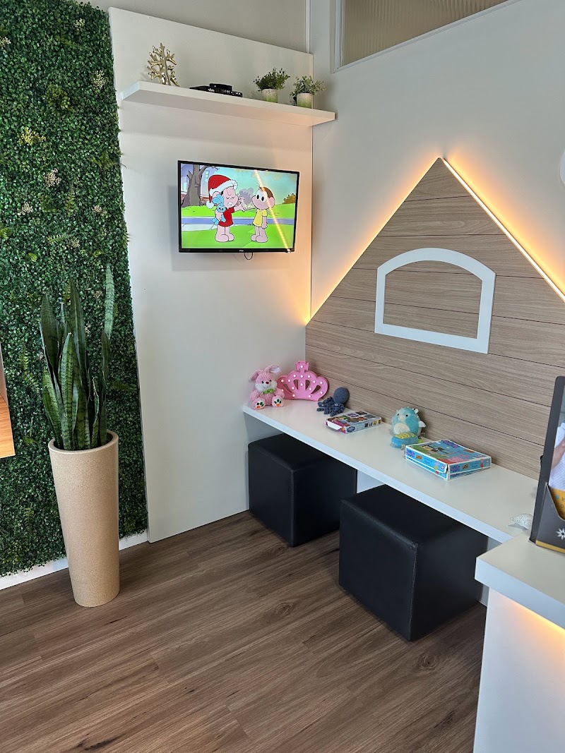 Dra. Caroline Nessler | Invisalign Doctor | Dentista em Joinville/SC - foto 3