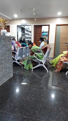 Dr Shalini's Skin Clinic - Image 3