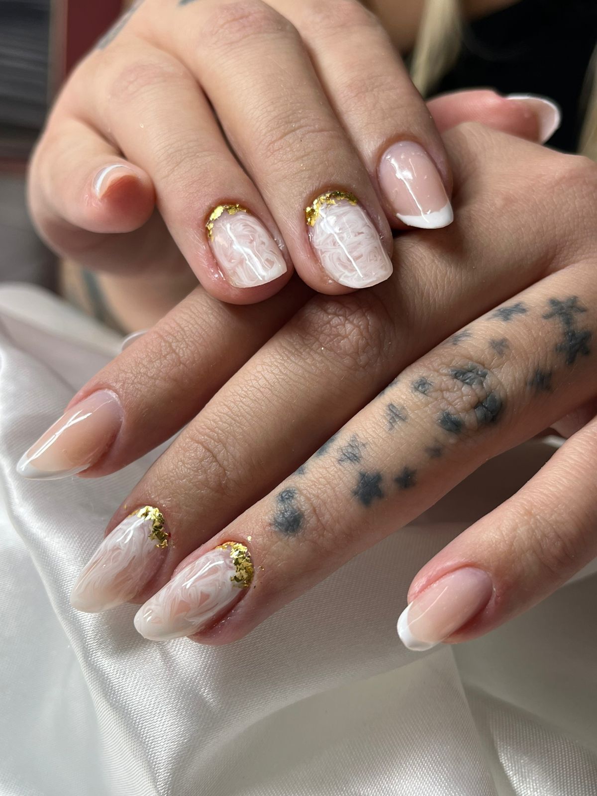 Karen nails (manicure)