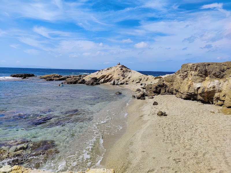 Παραλία, Μικρολίμανο