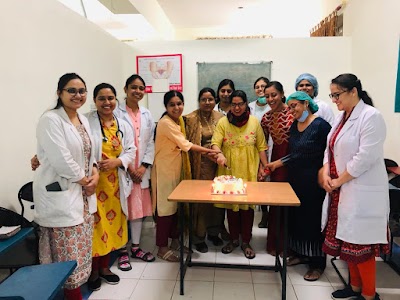 Dr. Rekha Agrawal Best Obstetrician Gynaecologist Near Vijay Nagar Indore, Pregnancy Care, स्त्री रोग विशेषज्ञ - Image 2
