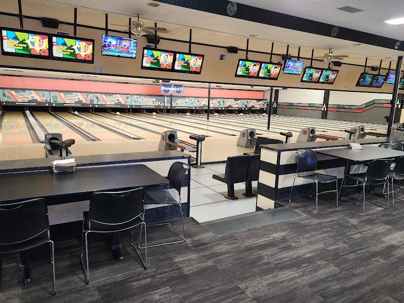 Tower Lanes Entertainment Center — interior