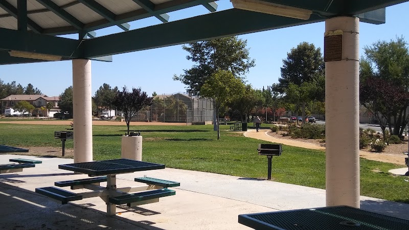 La Ladera Park photo 1