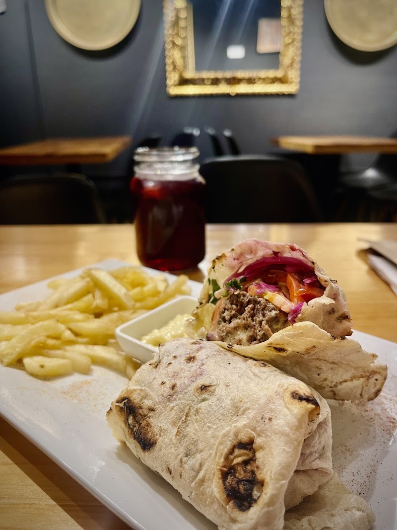 El Khalifa shawarma Teusaquillo photo 5