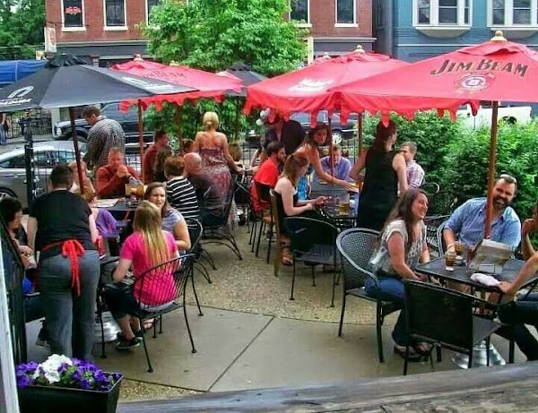 DIORIO'S PIZZA & PUB exterior