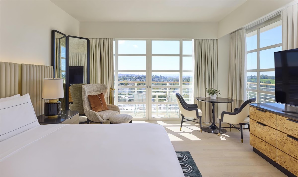 Cameo Beverly Hills, dog-friendly hotel