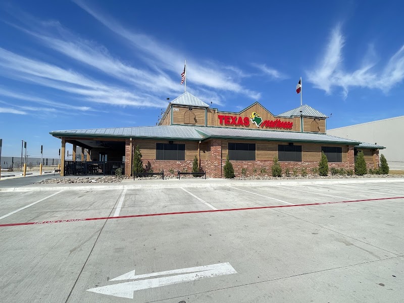 Texas Roadhouse interior