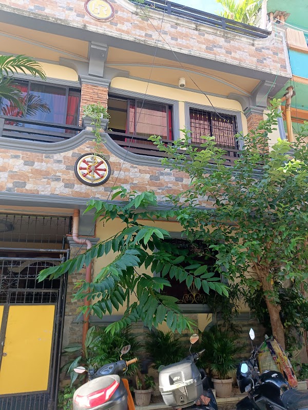 Manang store