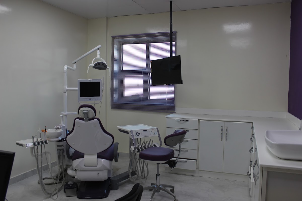 Life Maral Dental & Dermatology 5