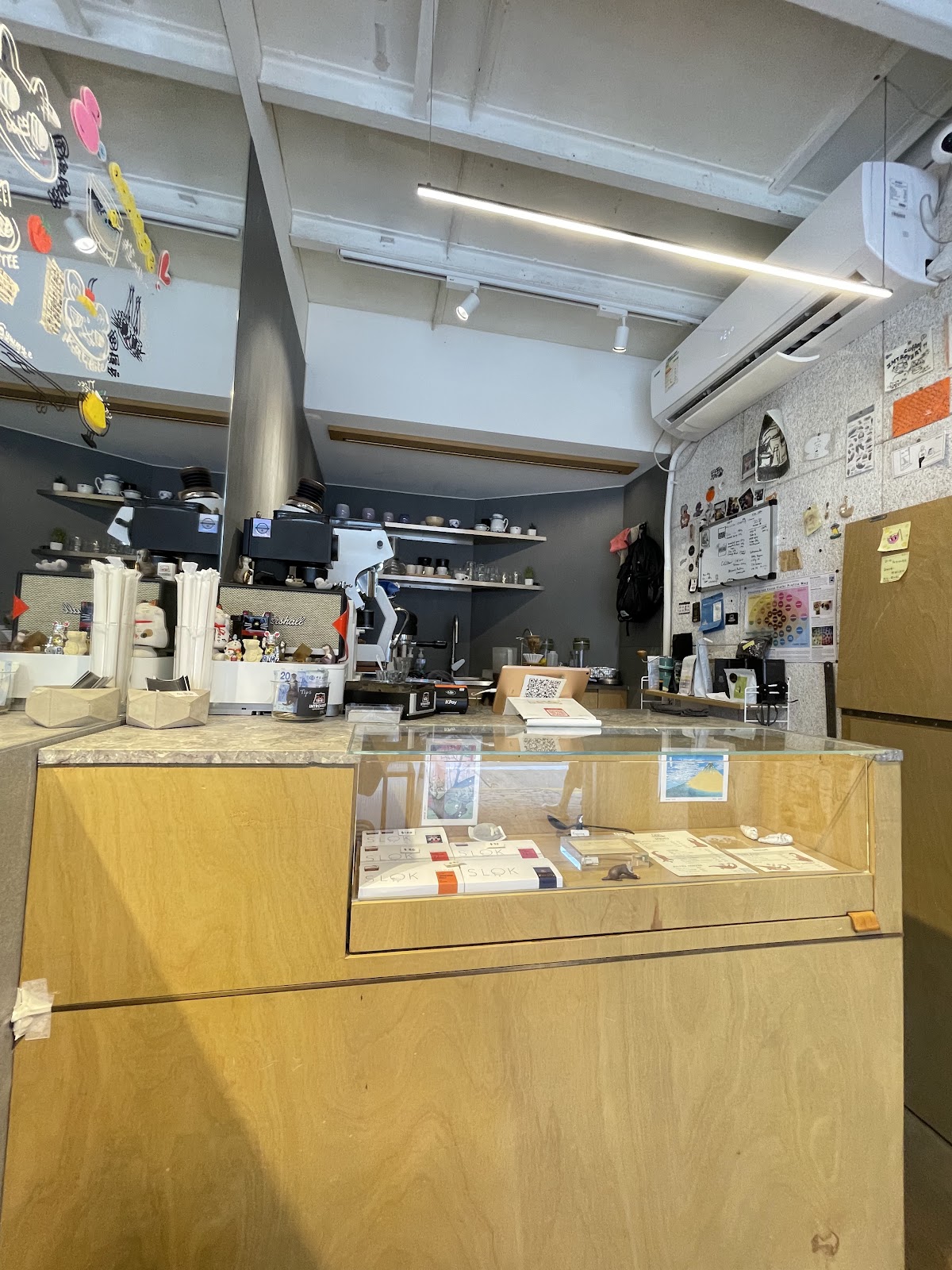 Introvert coffee and roastery — photo 6