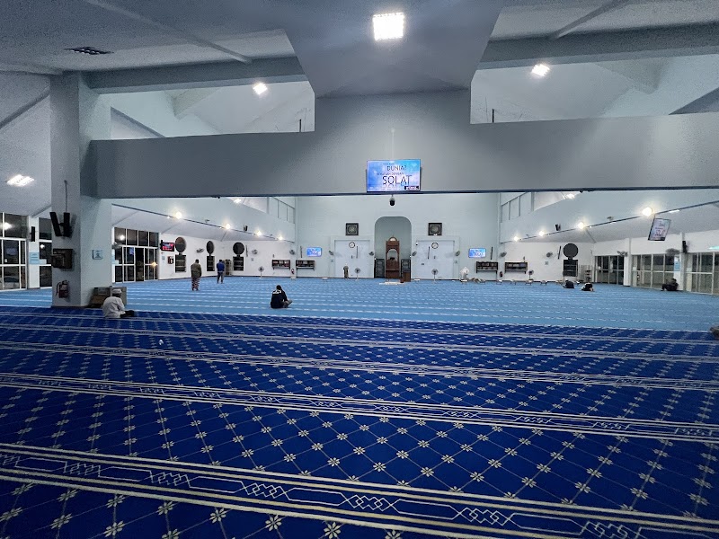 Taman Dato Onn Mosque photo 5