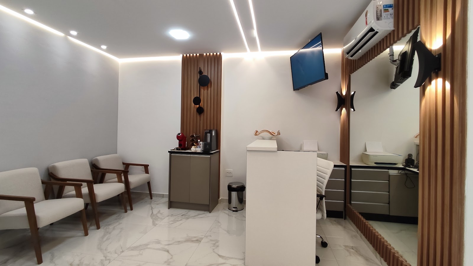 Forge Clinic | Clínica odontológica especializada em harmonização facial, botox, implante dental, lentes e invisalign