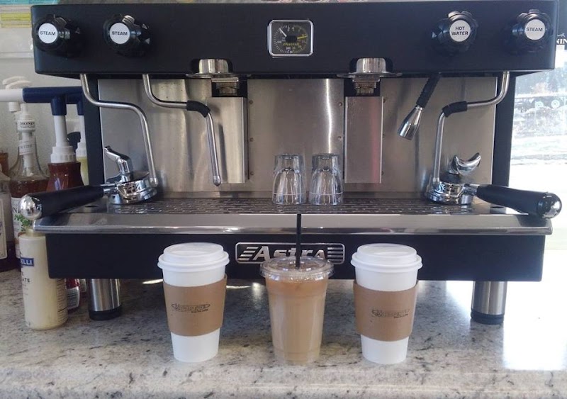 Mudslingers Drive-Thru Coffee photo 3