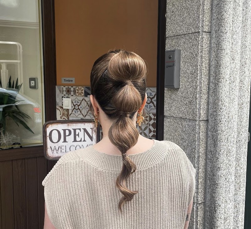 Leo Beauty Salon Barber Shop photo 1