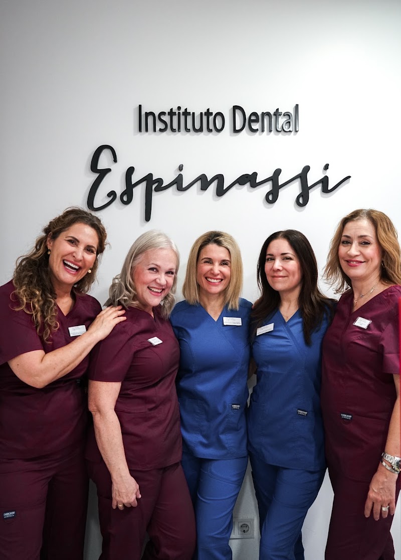 Instituto Dental Espinassi & Happy Smile Clinic