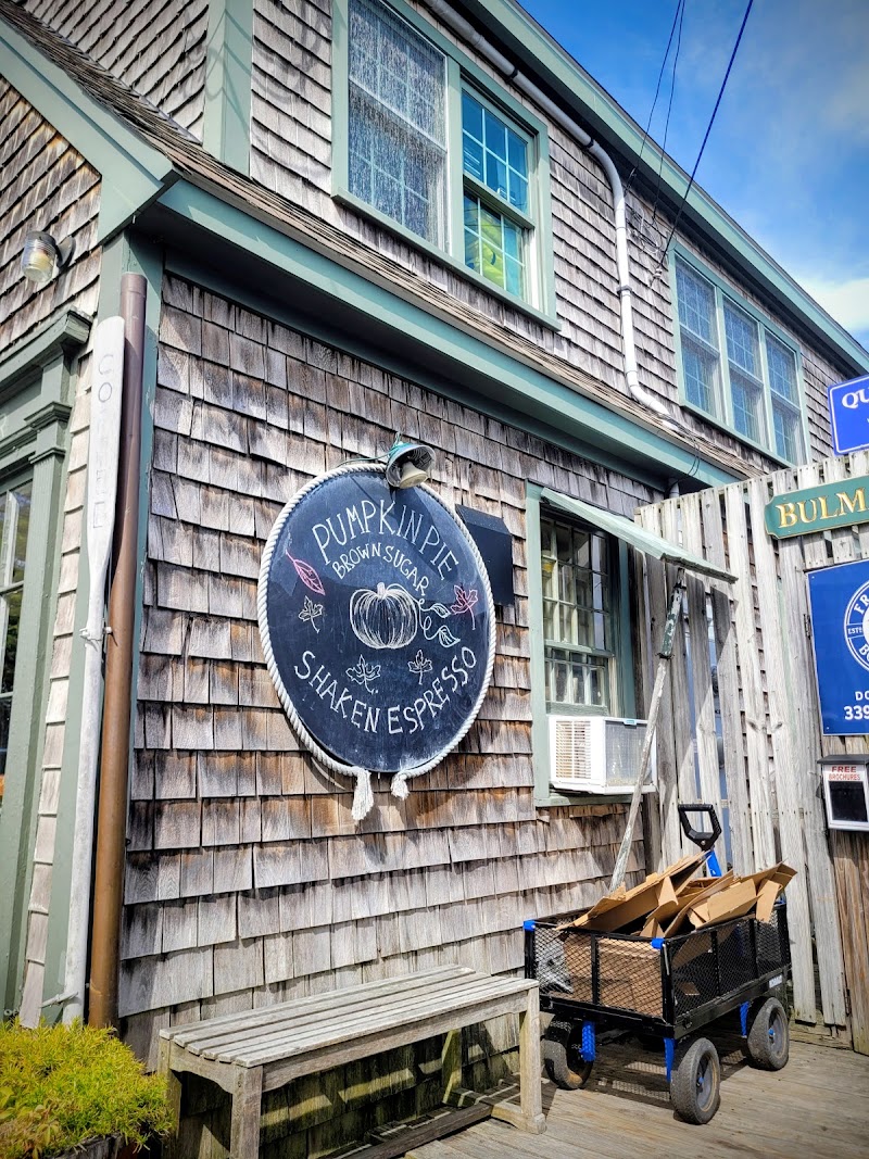Lucky Finn Cafe photo 3
