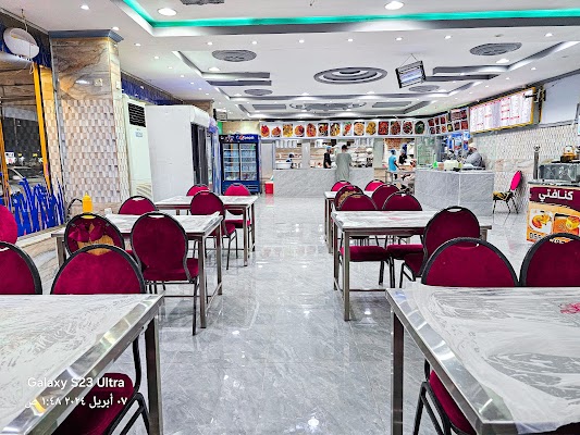 مطاعم تضامن القوزين لتقديم الوجبات