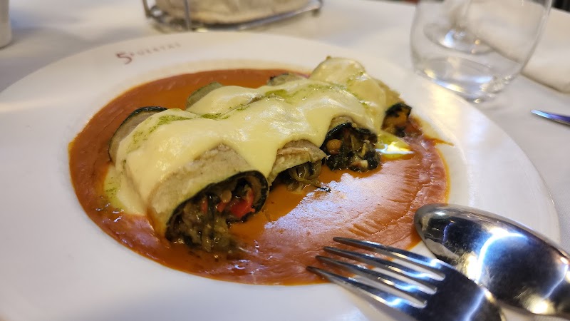 Restaurante La Casa De Las 5 Puertas photo 4