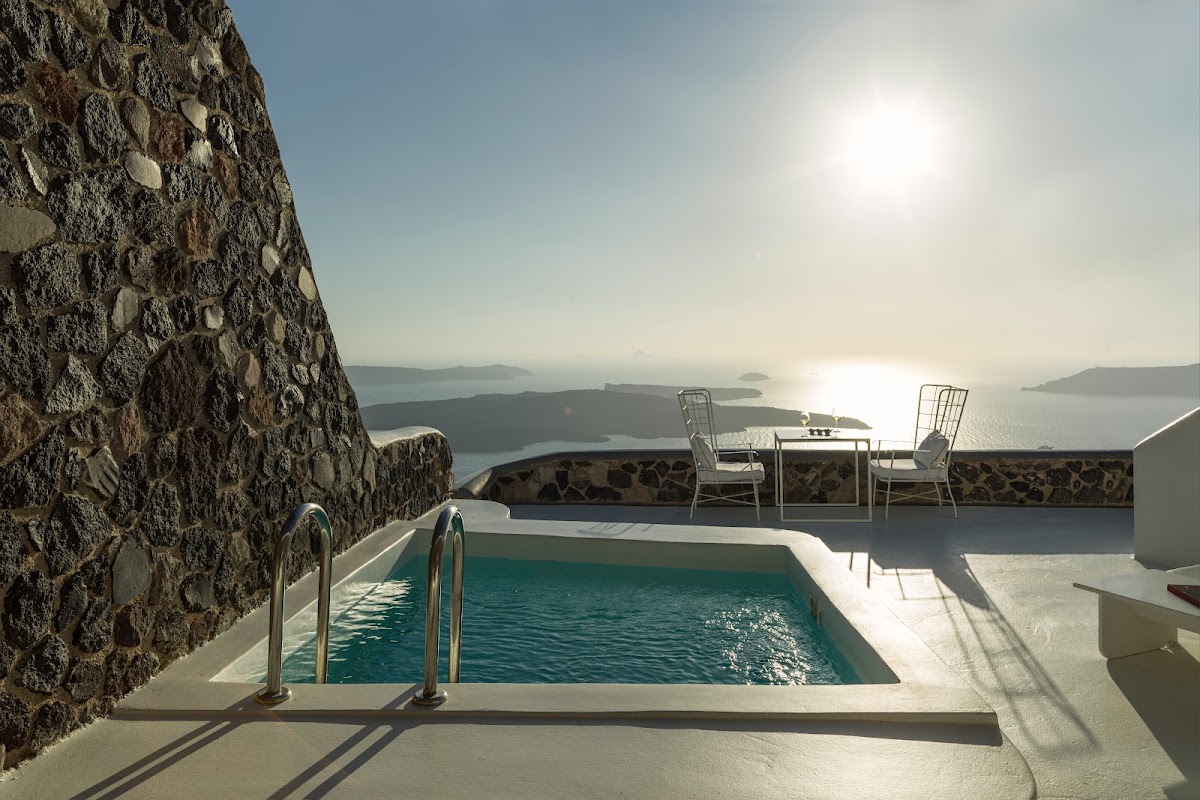 Katikies Chromata Santorini, dog-friendly hotel, photo 5