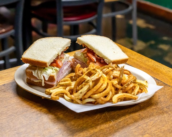 Photo of Murray's Restaurant & Deli