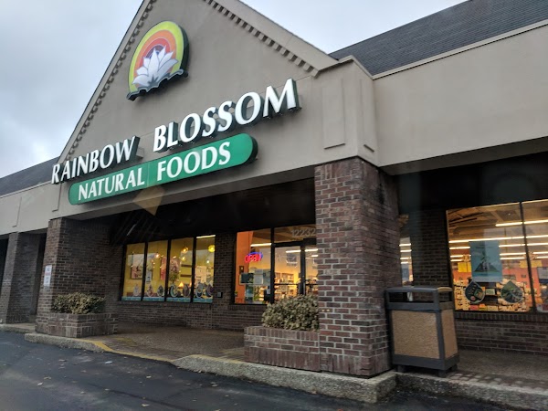 RAINBOW BLOSSOM exterior