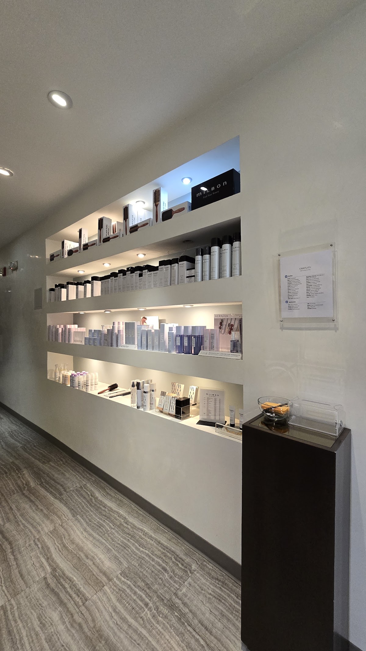 Avanti Salon: Google Places image 2