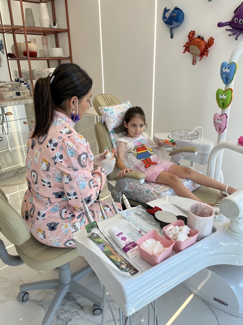 Dra. Gabriela Machado - foto 3