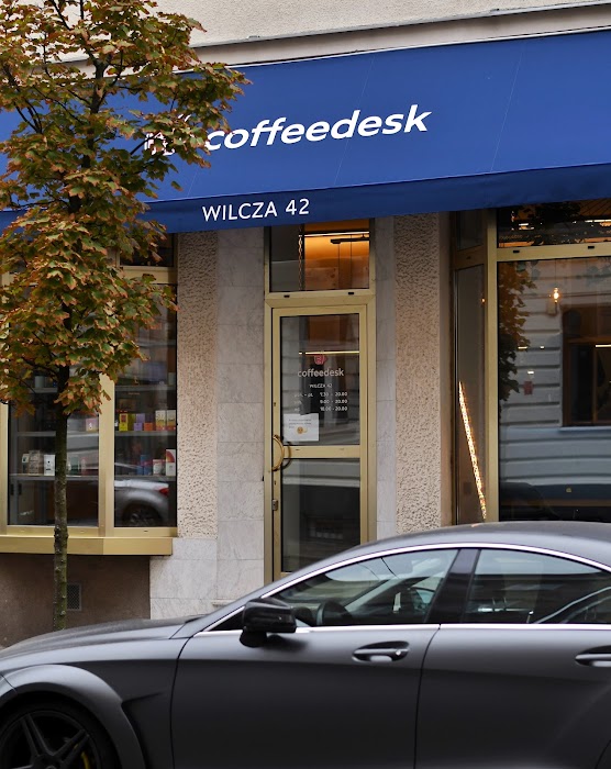 Coffeedesk Kawiarnia - Wilcza fotoğraf 1