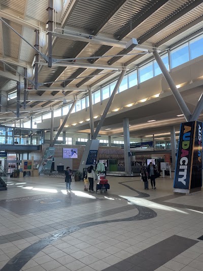 Air Canada Maple Leaf Lounge — Google photo 6