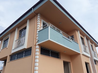 KARDEŞLER CAM BALKON PİMAPEN ALEMİNYUM - Temizlik