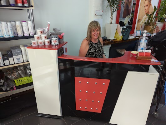 Mark's Mooloolaba Hair Design photo 2