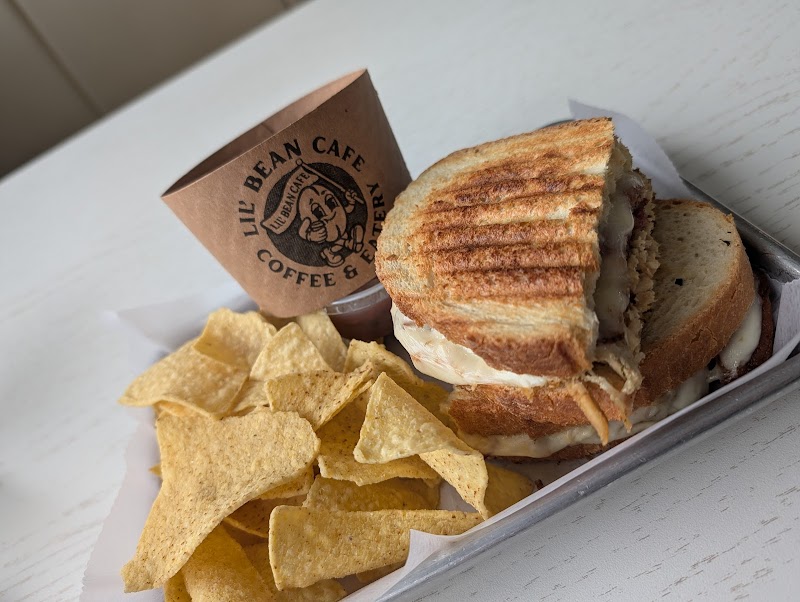 Lil' Bean Cafe photo 4