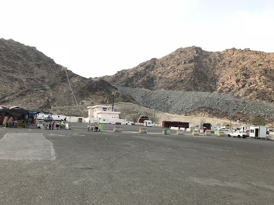 مواقف المسخوطة للسيارات