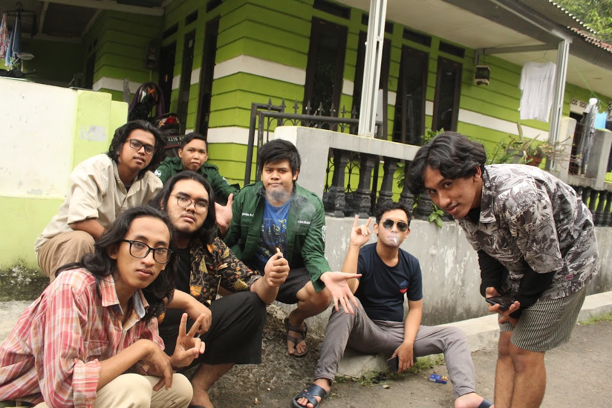 kontrakan hijau