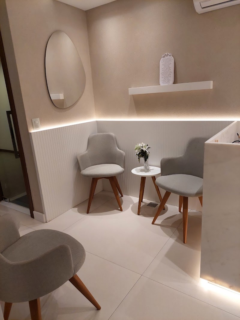 Dra. Ingra Nicchio - Periodontista - foto 2