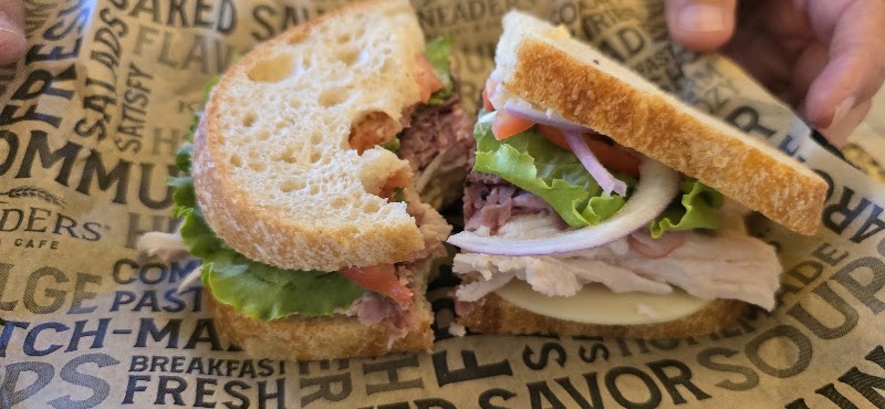 Kneaders Bakery & Cafe photo 3
