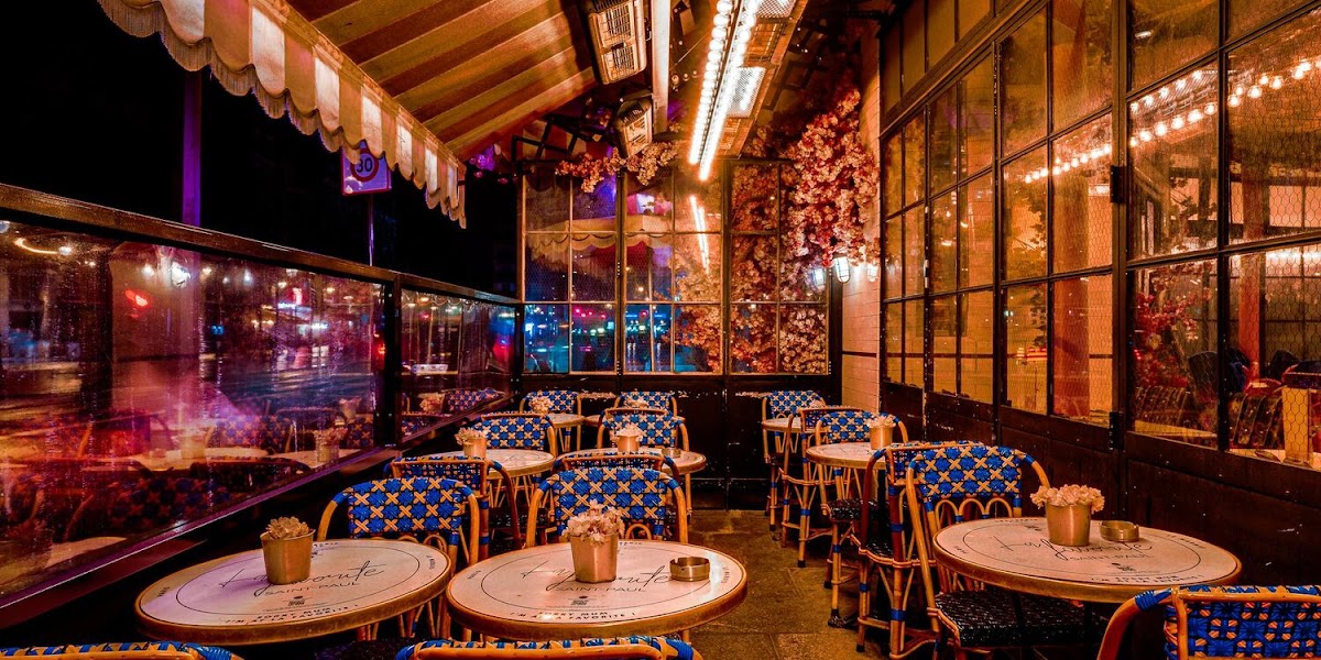 La Favorite Saint-Paul, vue extérieure