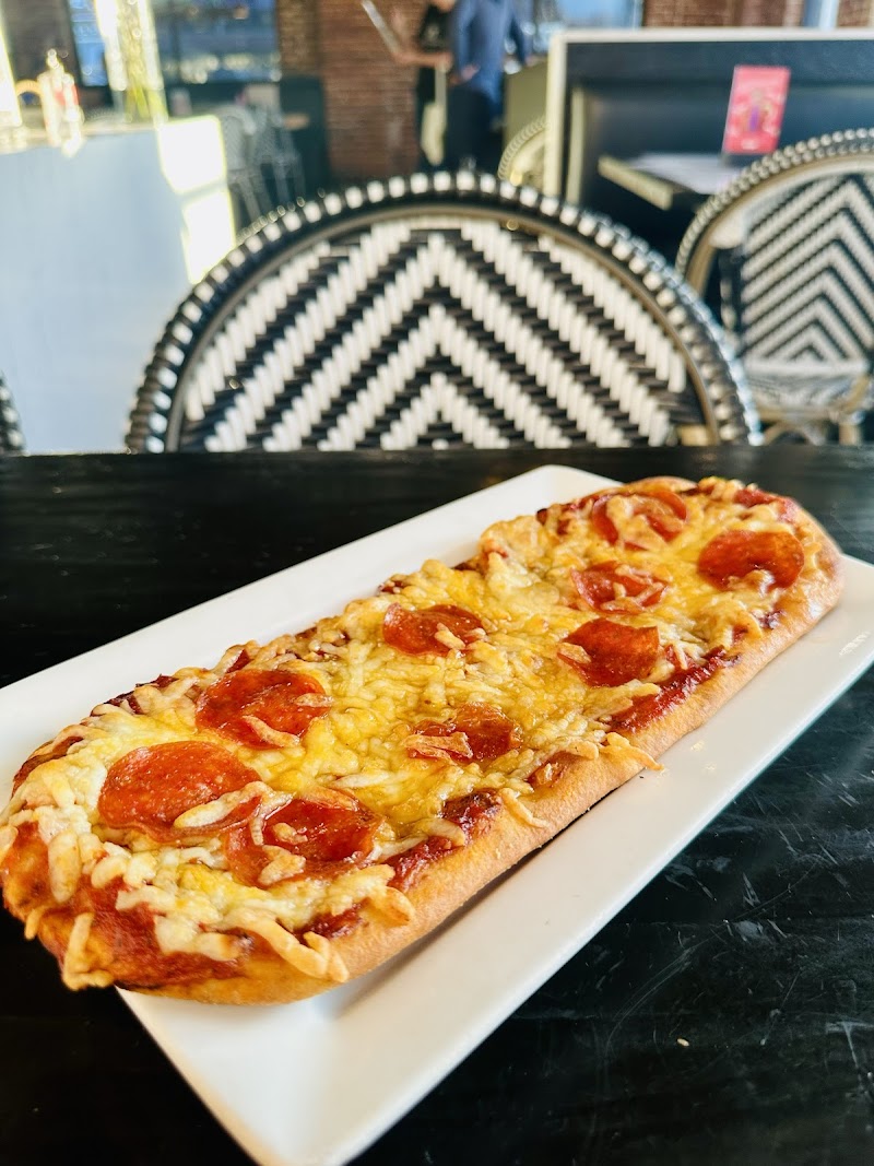 The 18hundred photo 3