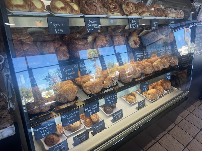 Bon Appetit French Bakery and Cafe photo 3