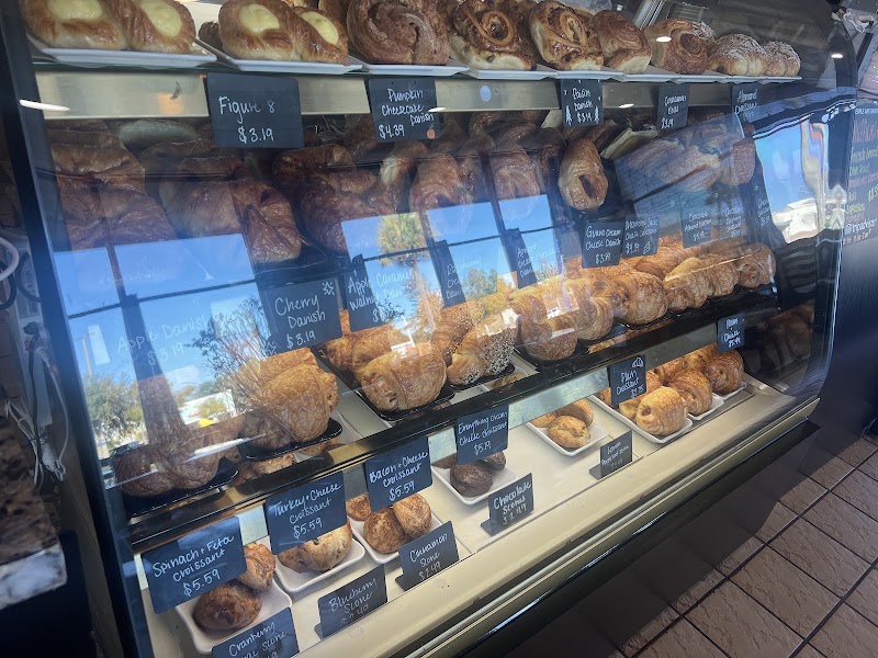 Bon Appetit French Bakery and Cafe photo 3