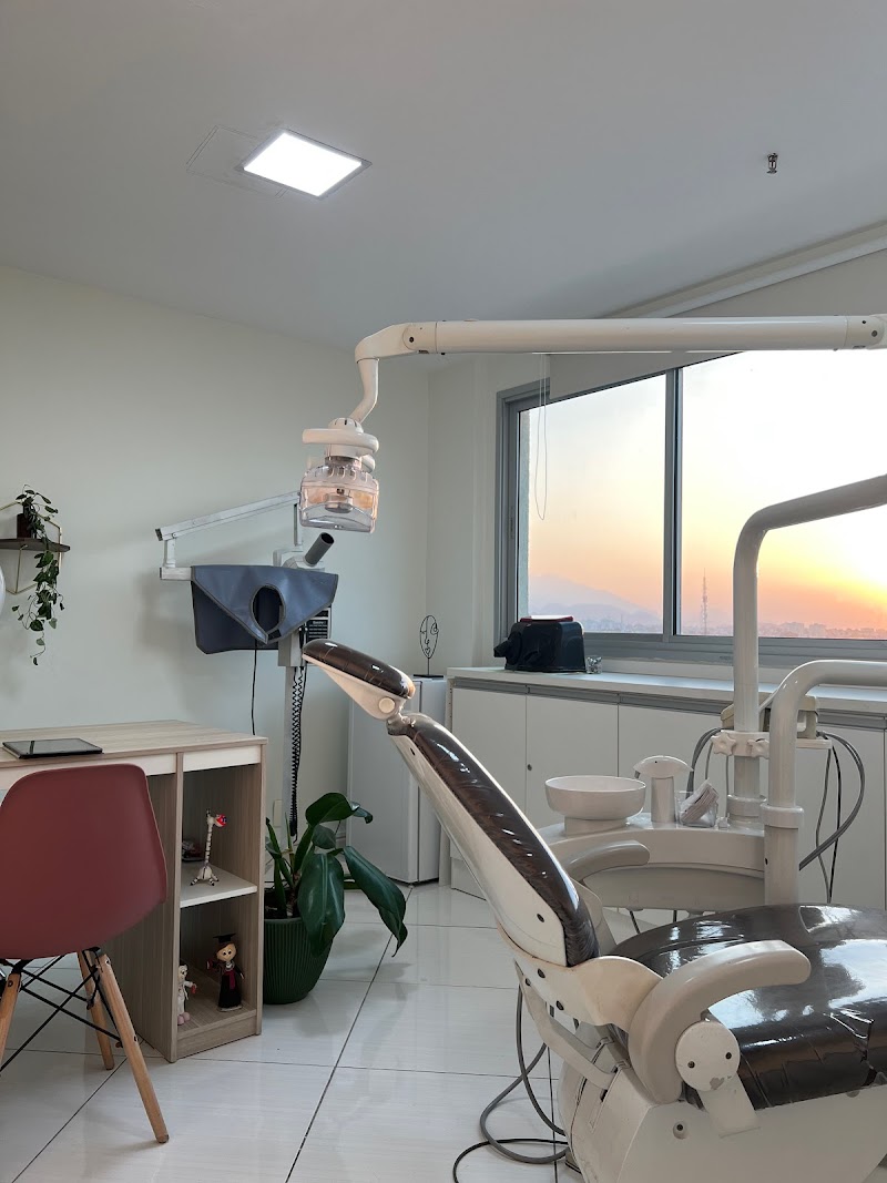 Dra Jordana Fernandes Periodontia - foto 2