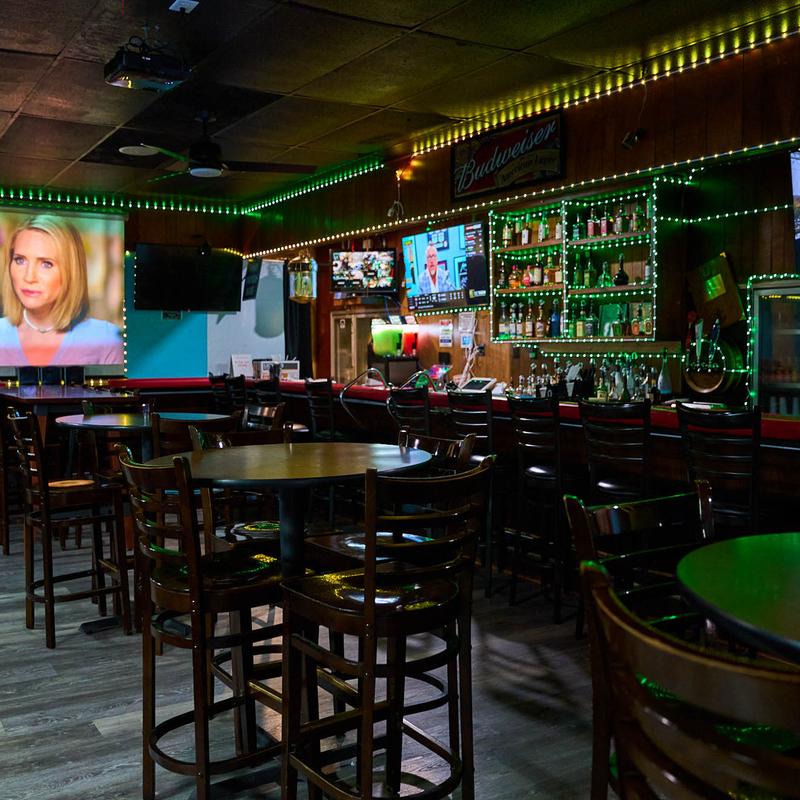 Jungle's Bar and Grill