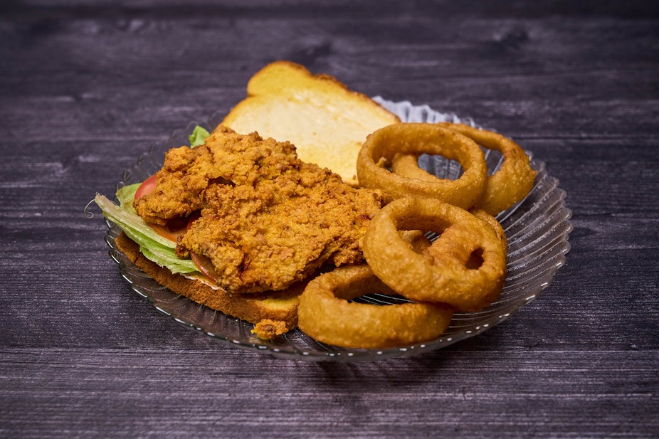 Jungle's Bar and Grill photo 2